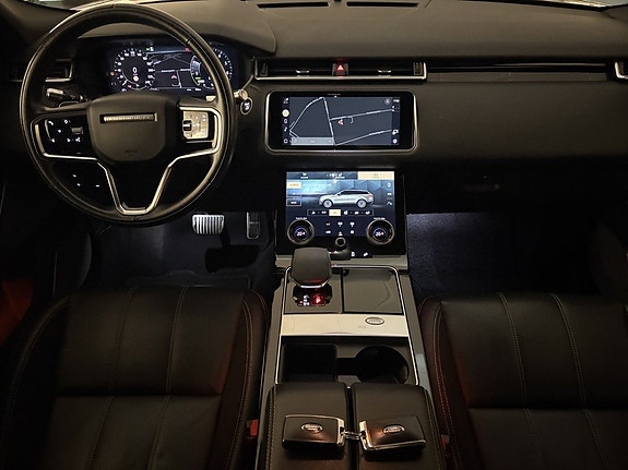 Land Rover Range Rover Velar 10 of 13