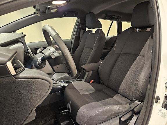 Toyota Corolla 13 of 25