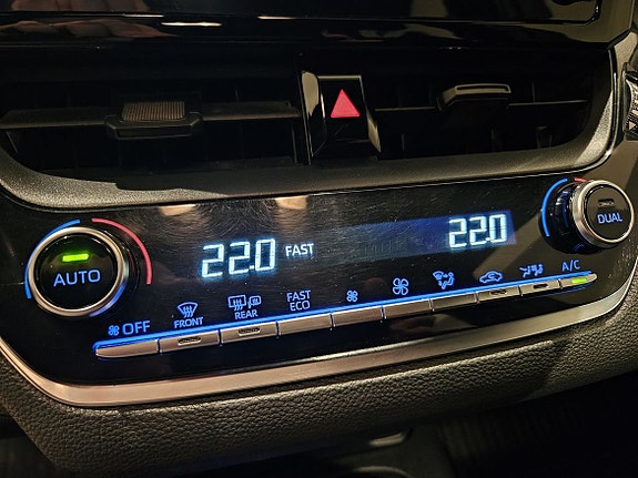 Toyota Corolla 20 of 25
