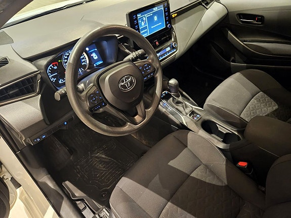 Toyota Corolla 10 of 25
