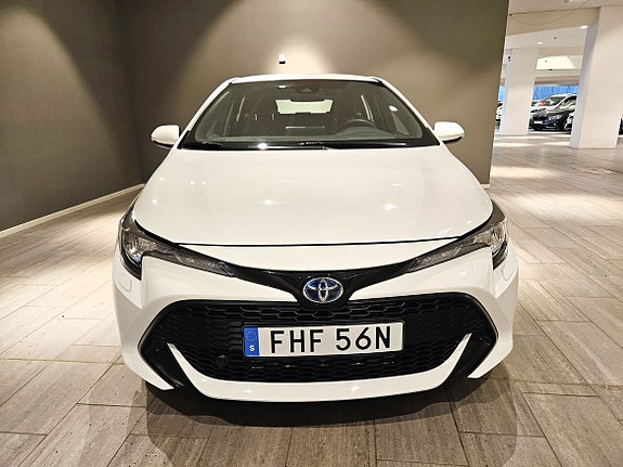 Toyota Corolla 3 of 25