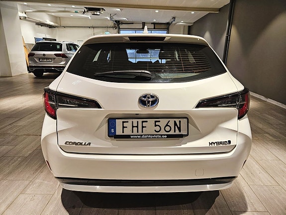Toyota Corolla 7 of 25