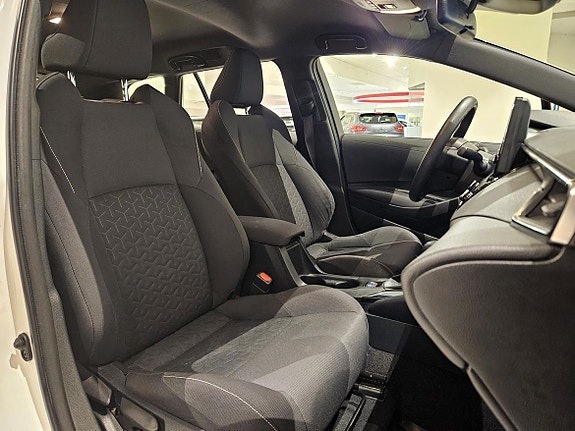 Toyota Corolla 14 of 25