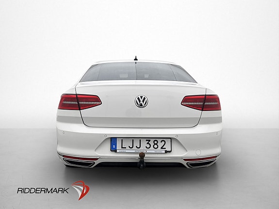 Volkswagen Passat 5 of 26