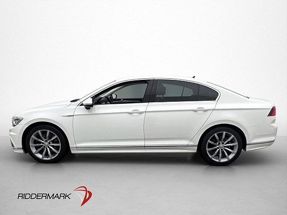 Volkswagen Passat 4 of 26