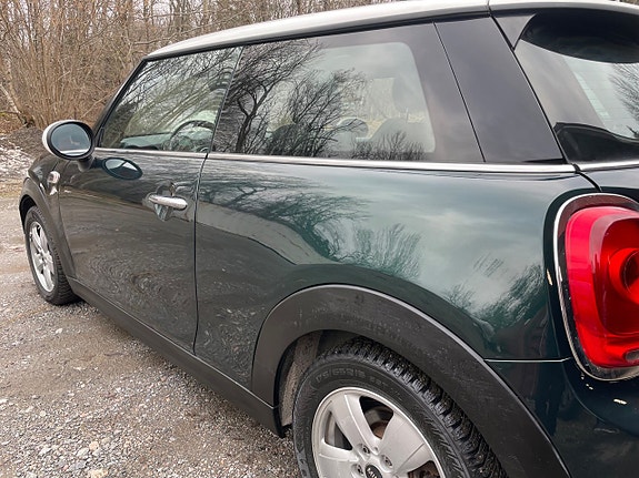 MINI Cooper 8 of 15