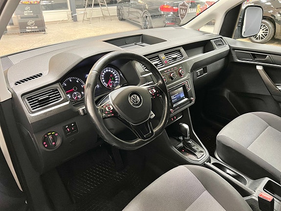 Volkswagen Caddy 8 of 9