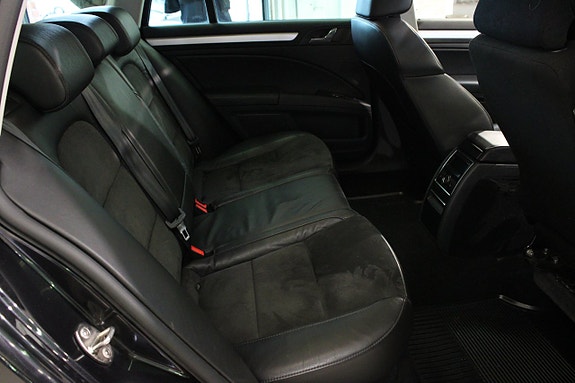 Skoda Superb 8 of 16