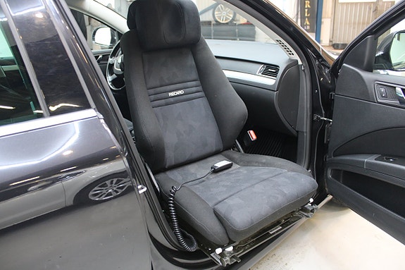 Skoda Superb 9 of 13