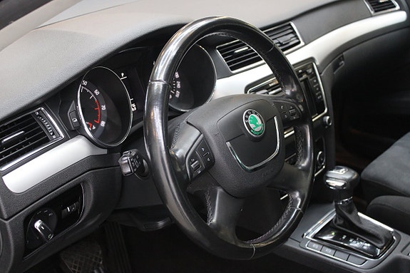 Skoda Superb 12 of 13