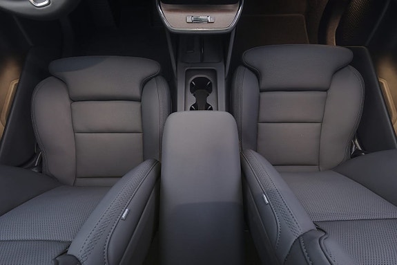 Volvo ES90 9 of 30