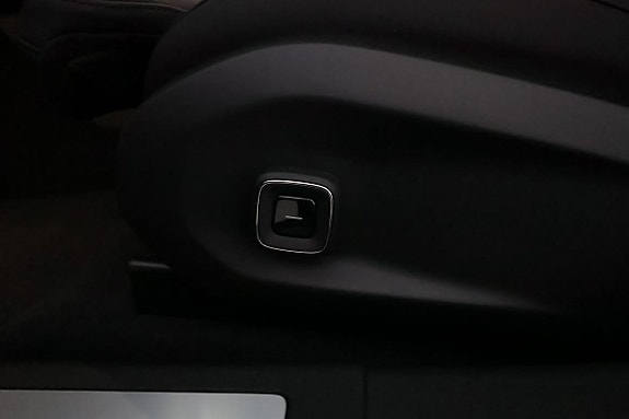 Volvo ES90 16 of 30