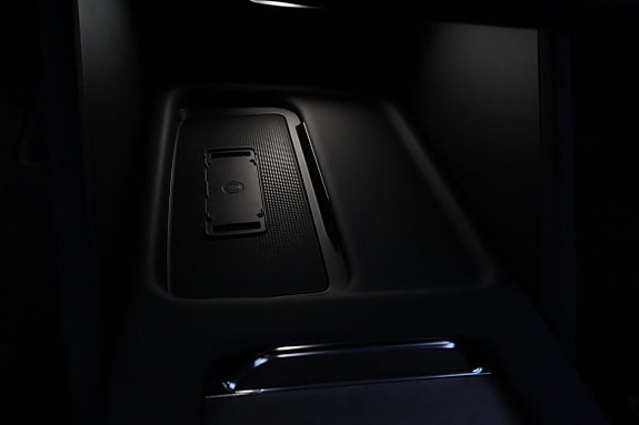 Volvo ES90 13 of 30