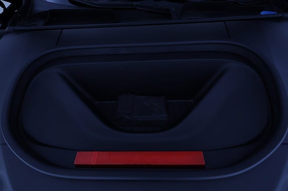 Volvo ES90 21 of 30