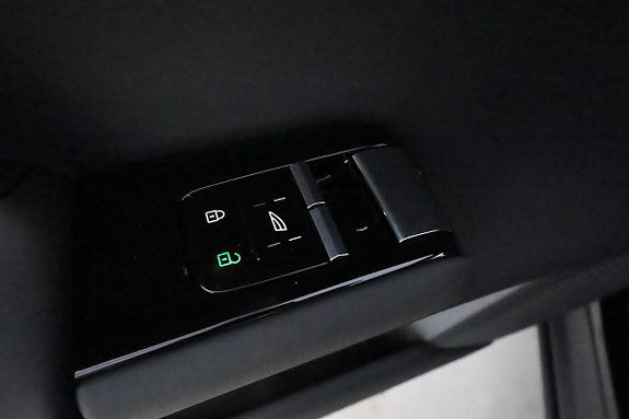 Volvo ES90 15 of 30