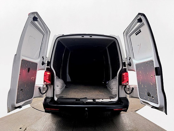 Volkswagen Transporter 8 of 30