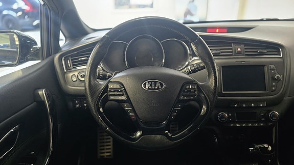 Kia Ceed 8 of 20