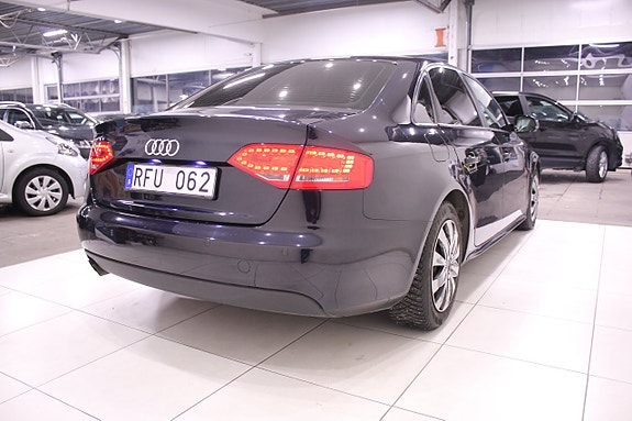 Audi A4 8 of 26