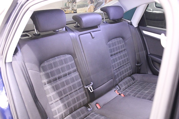 Audi A4 18 of 26