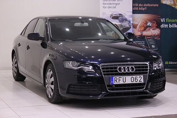 Audi A4 4 of 26