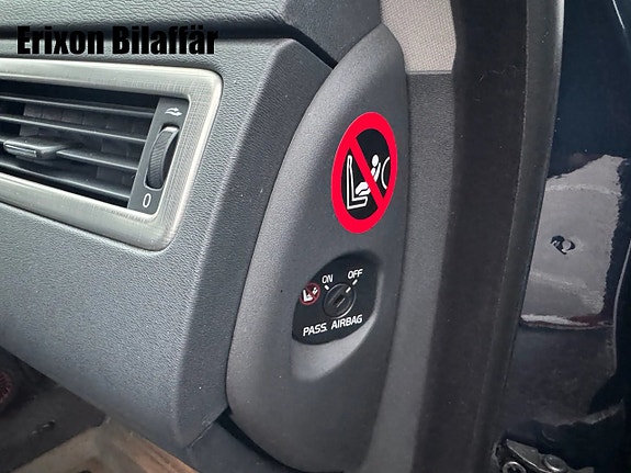 Volvo V70 19 of 27