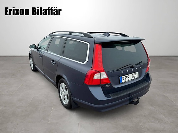 Volvo V70 3 of 27