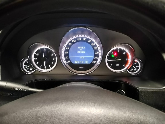 Mercedes-Benz E250 13 of 20
