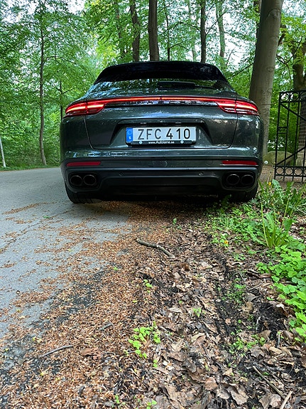 Porsche Panamera 4S 5 of 5