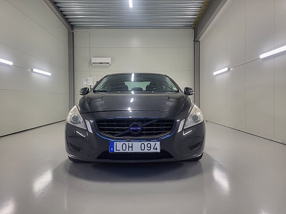 Volvo S60 5 of 5