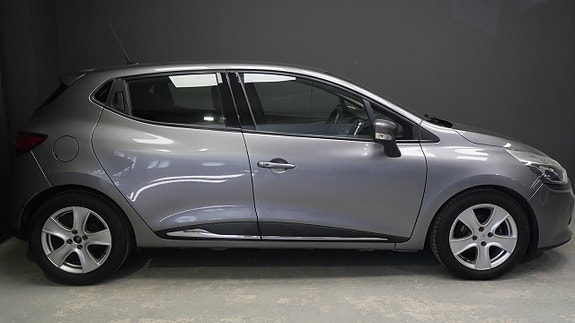 Renault Clio 2 of 15