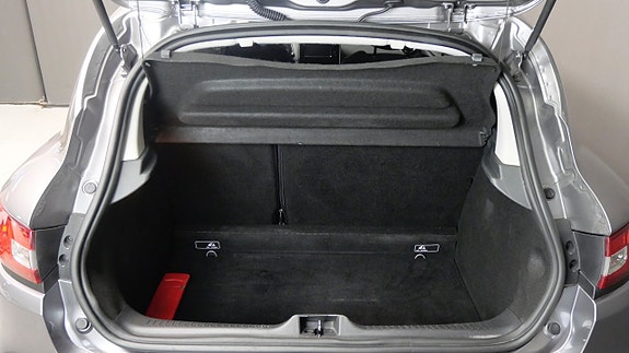 Renault Clio 8 of 15