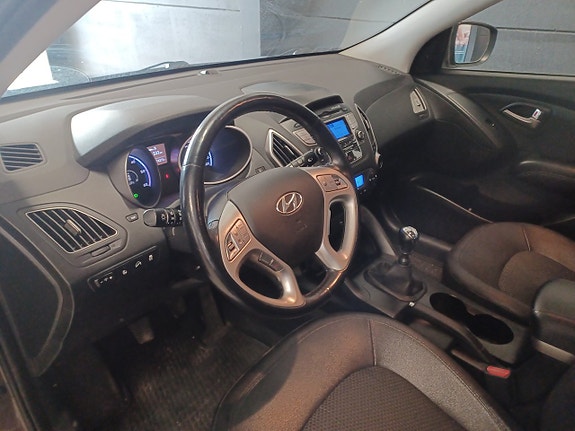 Hyundai ix35 12 of 16