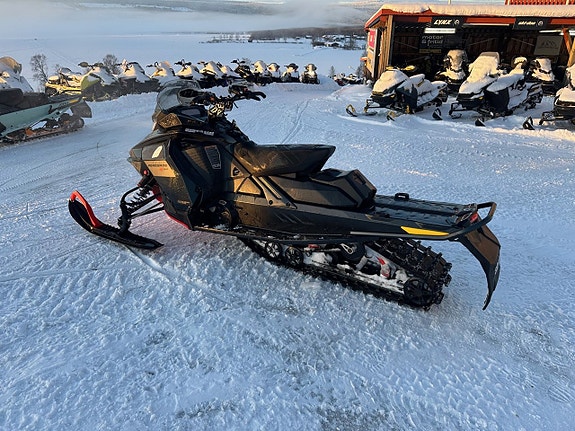 Ski-Doo Renegade XRS 850 E-Tec -21 4 of 5
