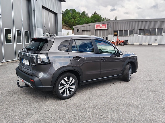 Suzuki S-Cross 5 of 5