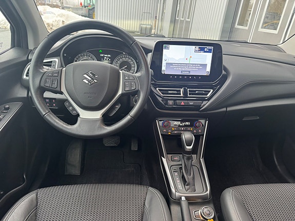 Suzuki S-Cross 21 of 28