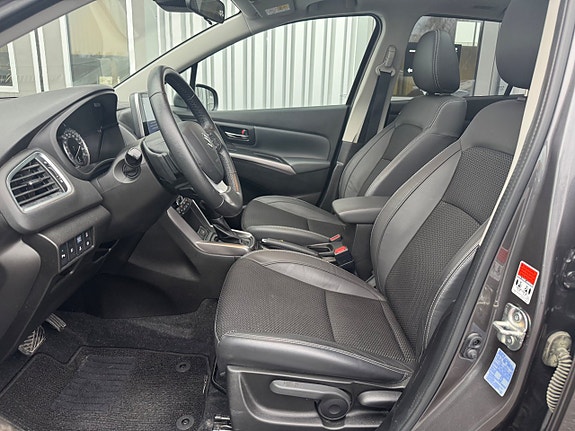Suzuki S-Cross 23 of 28