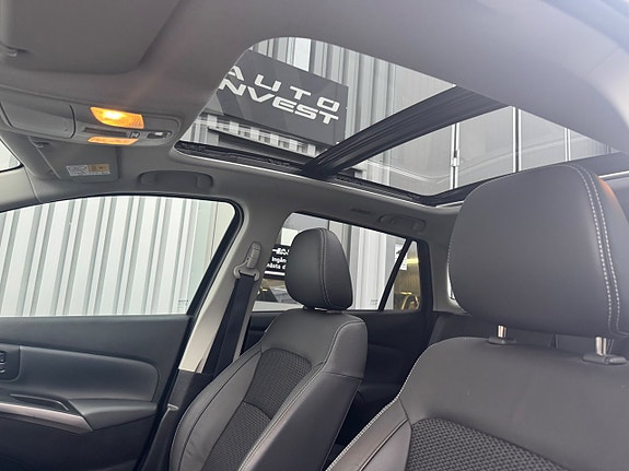 Suzuki S-Cross 25 of 28