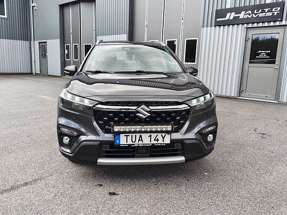 Suzuki S-Cross 3 of 5
