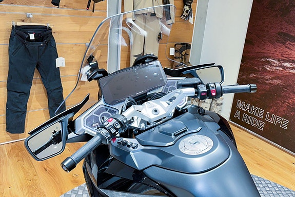 BMW R 1300 RT  | BMW R1300RT | Spara 18.095kr | 100mila ingår 5 of 5