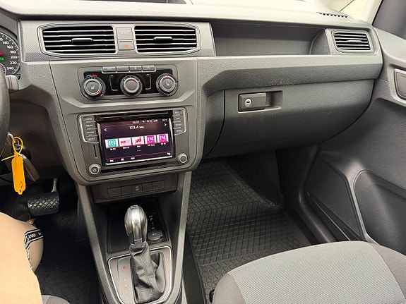 Volkswagen Caddy 11 of 15