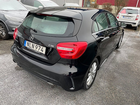 Mercedes-Benz A180 6 of 8