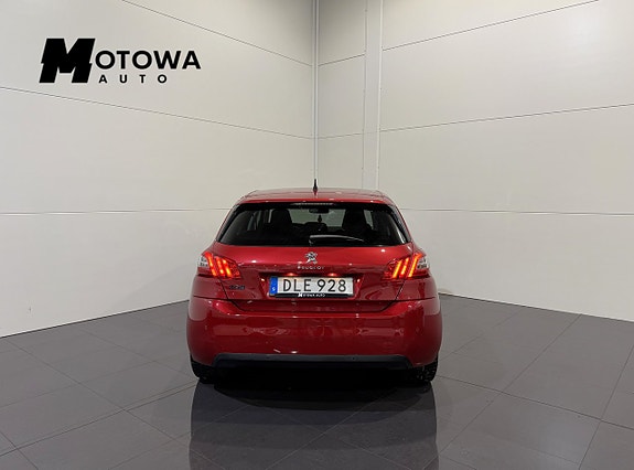 Peugeot 308 3 of 5