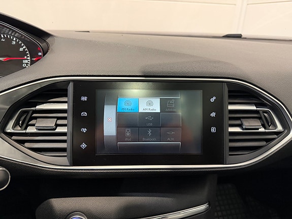Peugeot 308 15 of 22