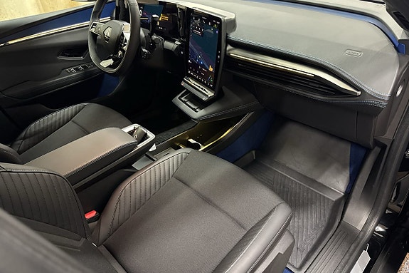Renault Scenic E-Tech 20 of 23