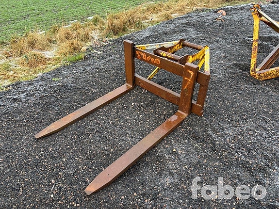 Mekaniska pallgafflar S45 (117739)