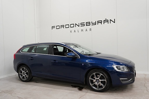 Volvo V60 3 of 5