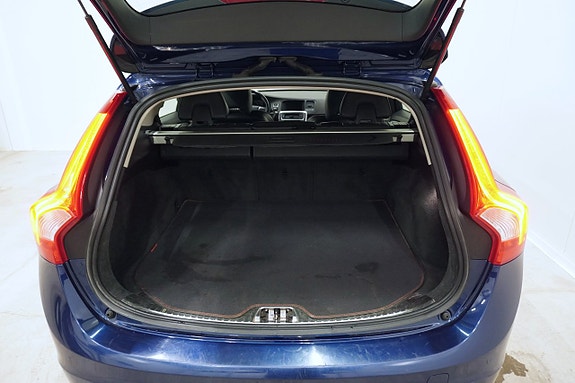 Volvo V60 24 of 25