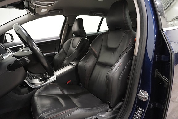 Volvo V60 12 of 25