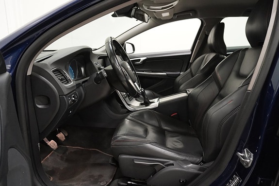 Volvo V60 11 of 25