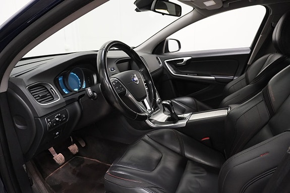 Volvo V60 9 of 25